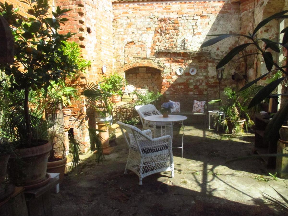Gartenzimmer Im Schloss Neuhausen Neuhausen  外观 照片